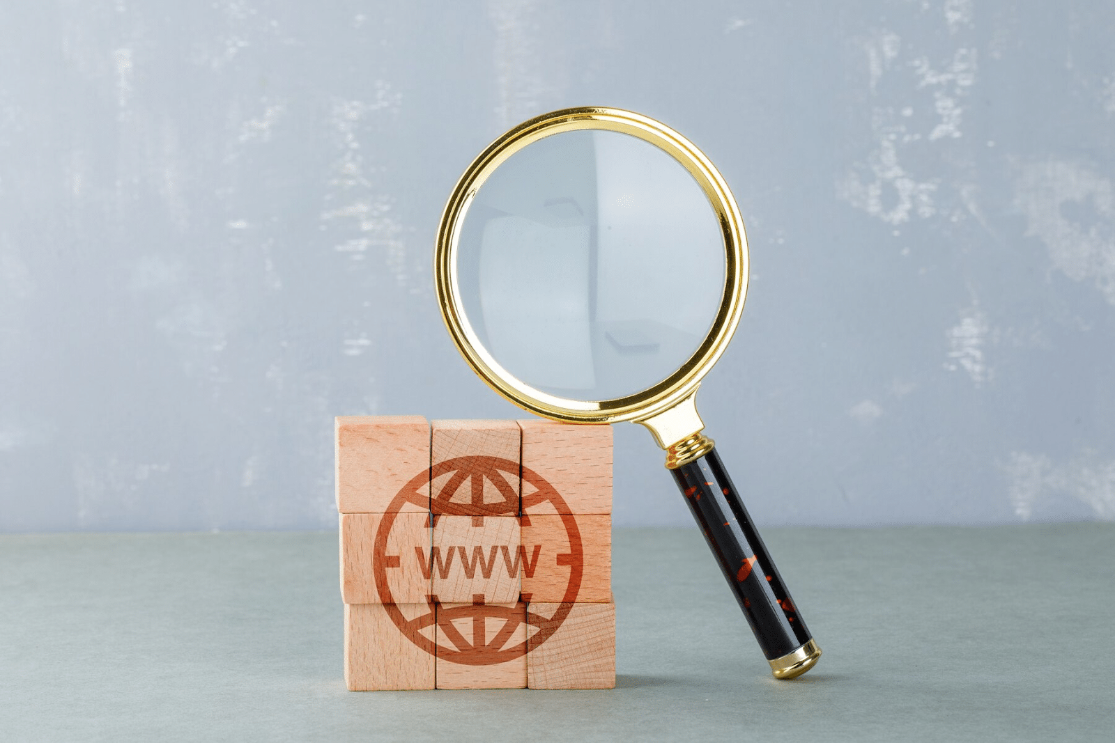Choosing .biz domain name.